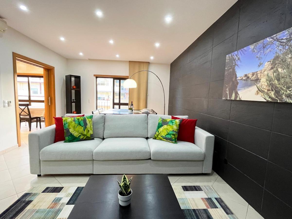 Sunset Lagos Apartment Bagian luar foto