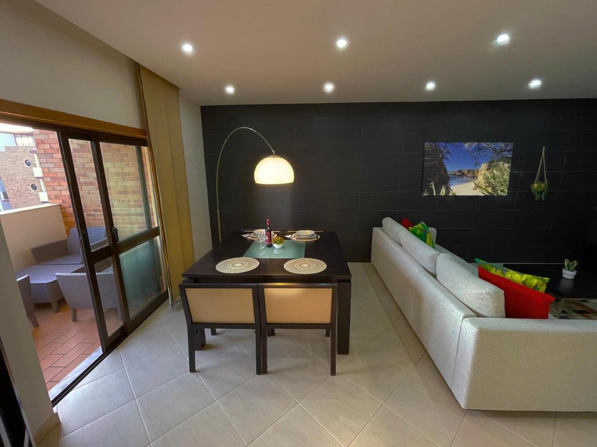 Sunset Lagos Apartment Bagian luar foto
