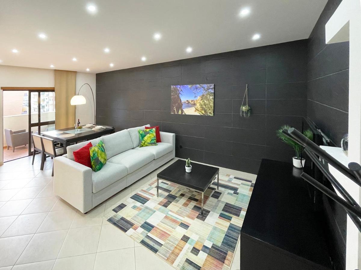Sunset Lagos Apartment Bagian luar foto