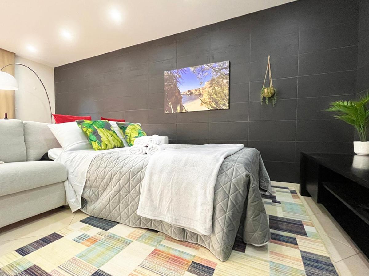 Sunset Lagos Apartment Bagian luar foto