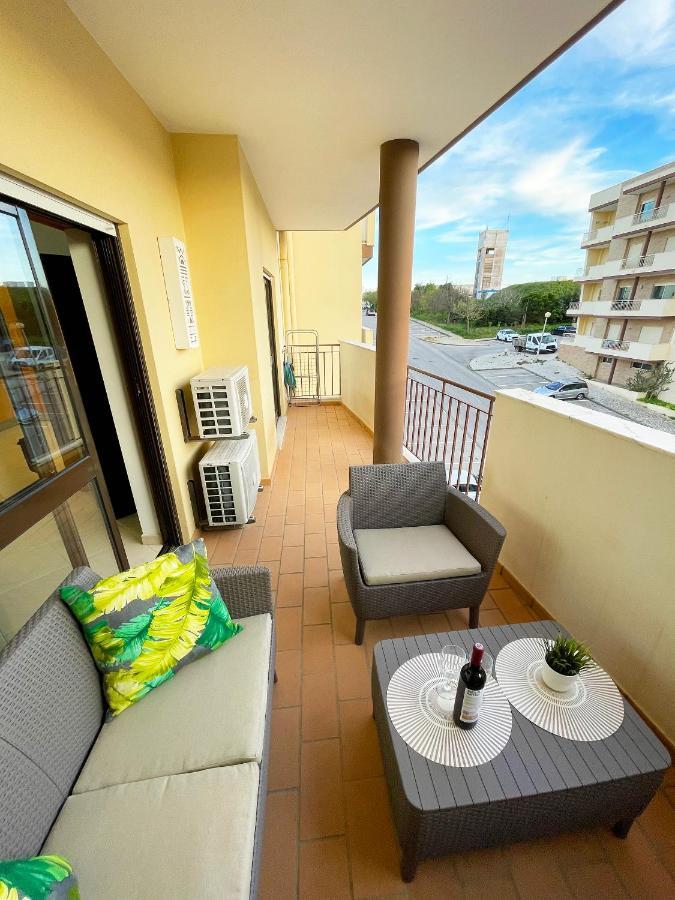 Sunset Lagos Apartment Bagian luar foto
